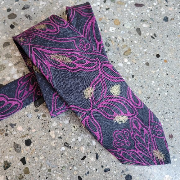 3/$20 - Alcione (Milano) 100% silk Tie - Picture 1 of 3